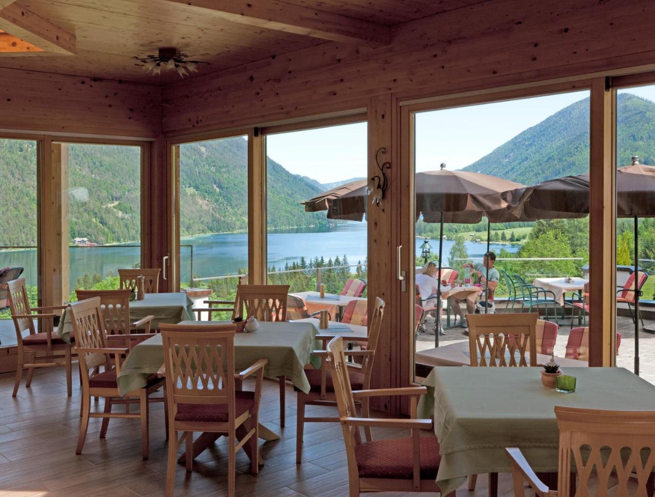 Hotel Nagglerhof Am Weissensee Bagian luar foto